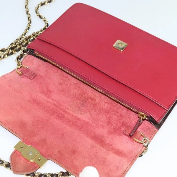 FENDI Chain Shoulder Bag Leather Red Gold Auth 125939 - Picture 11 of 16